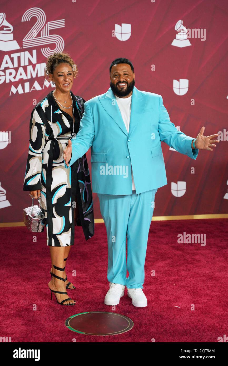 Dj khaled grammy hi-res stock photography and images - Alamy