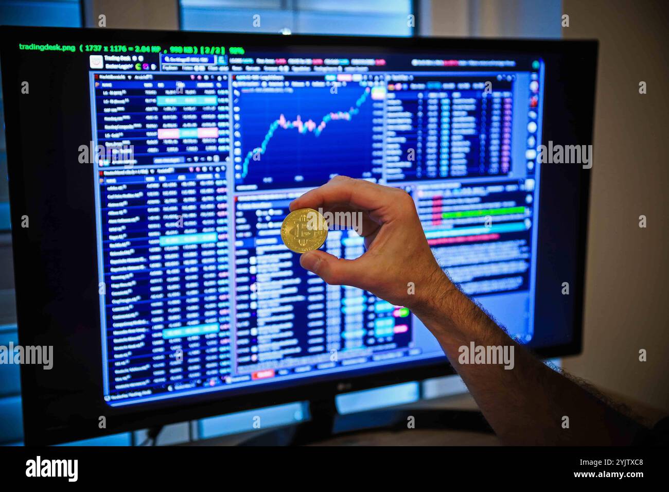 Bitcoin austria hi-res stock photography and images - Alamy