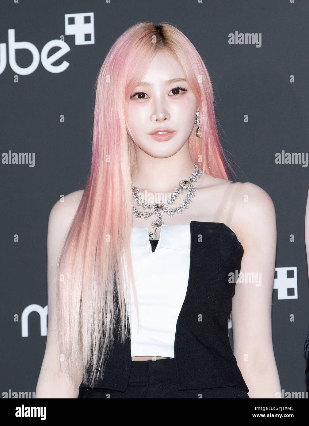 Seoul, South Korea. 15th Nov, 2024. Japanese singer and rapper Jiselle ...