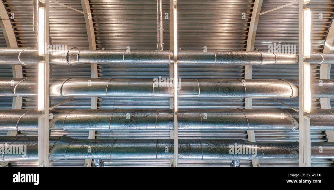 Airplane hangar ceiling hi-res stock photography and images - Alamy