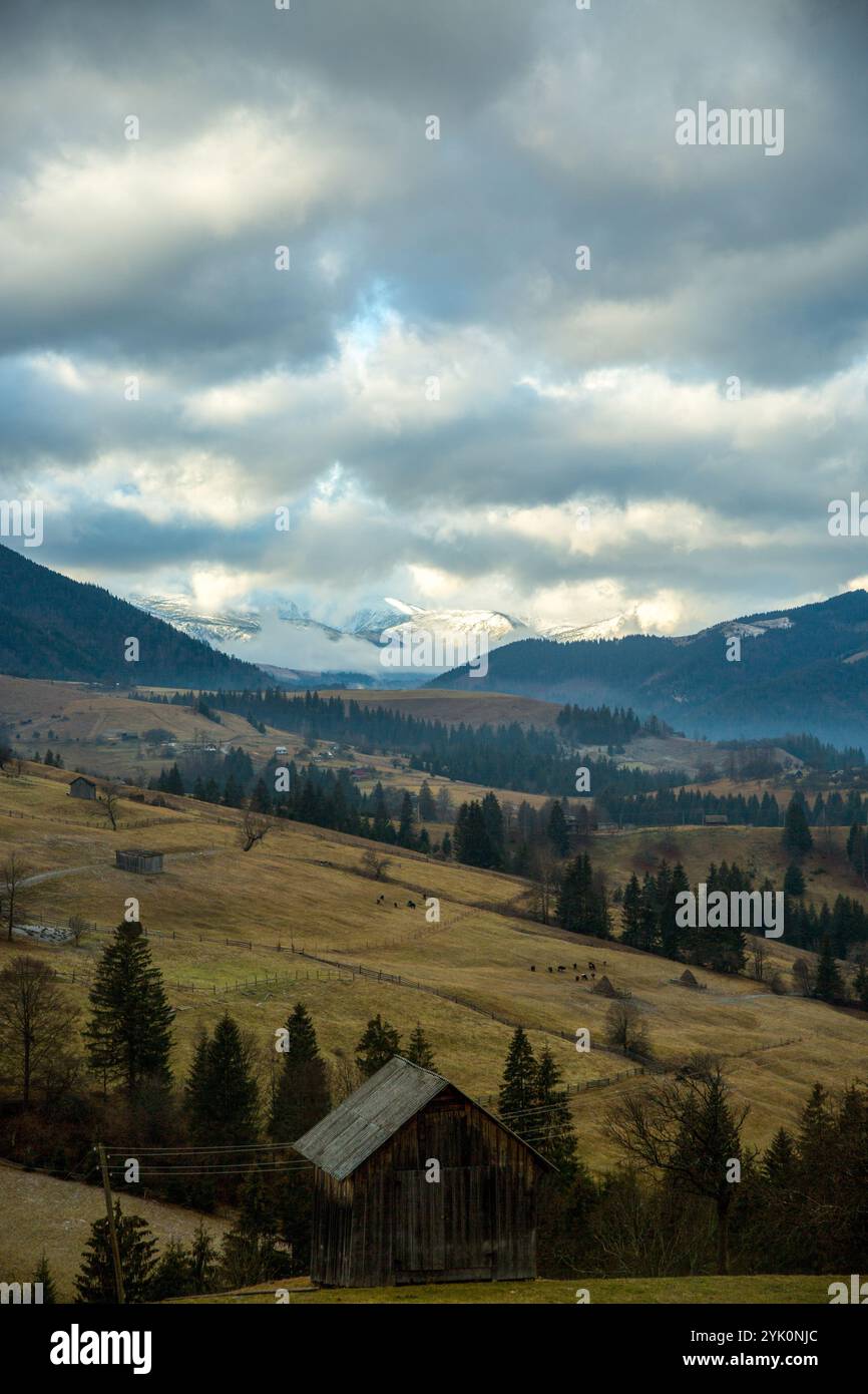 Mountain authentic village in Ukraine Stock Photo - Alamy