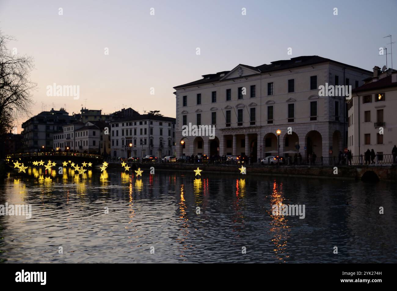 Walking veneto hi-res stock photography and images - Alamy