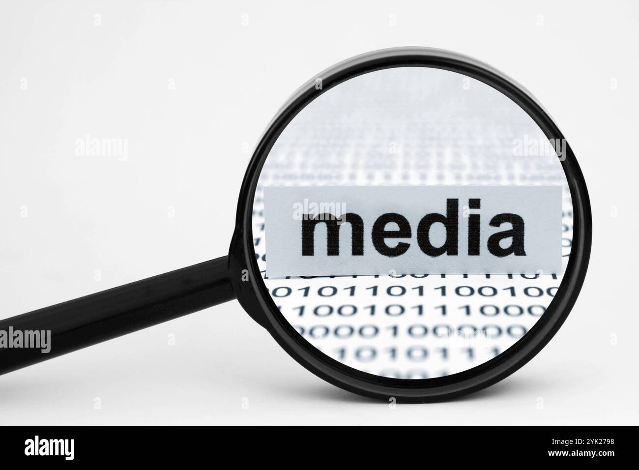 Media Media Copyright: xZoonar.com/AleksandarxStojanovx 1053932304st Stock Photo