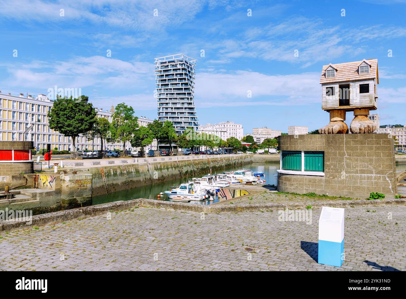 Quai Michel Fére with monumental wooden sculpture ›No reason to Move ...