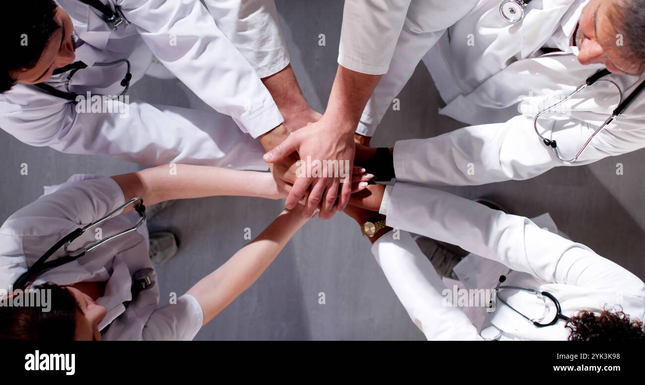 Motivated team diverse hospital hi-res stock photography and images - Alamy