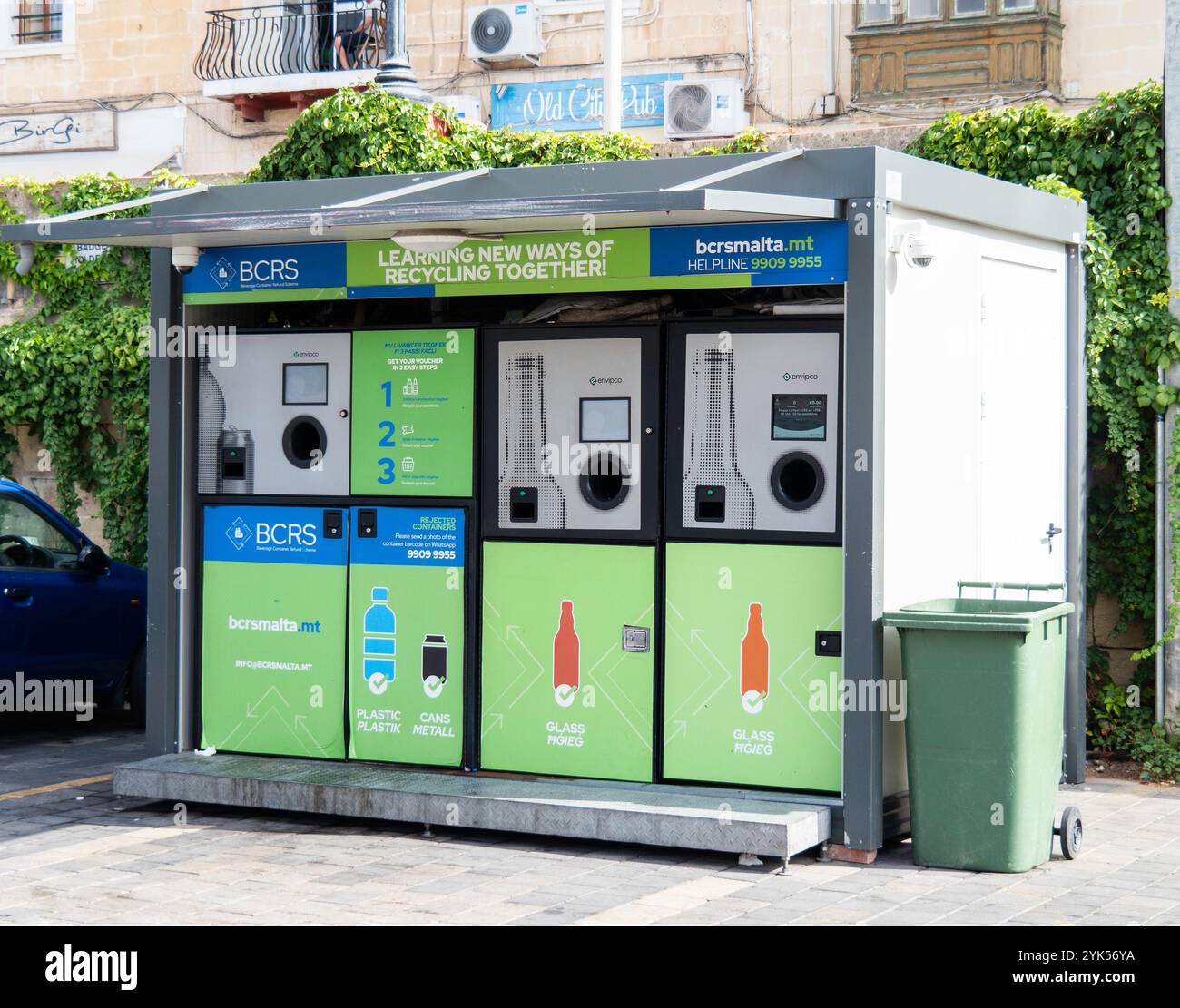 Recycling depot hi-res stock photography and images - Alamy
