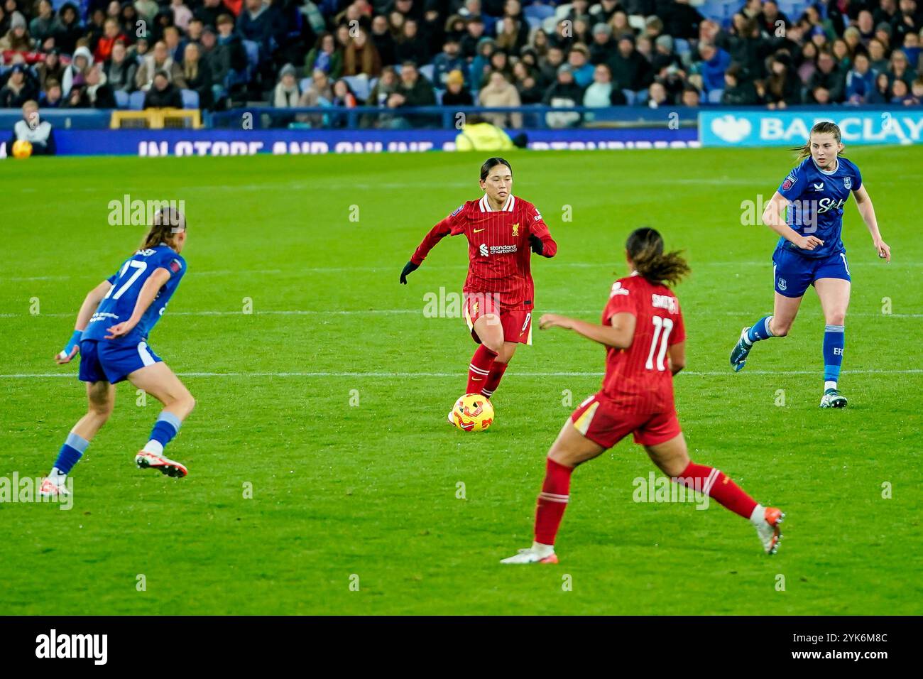 Goodison Park, Liverpool, UK. Sunday 17th November 2024, Barclays Women’s Super League: Everton FC Women Vs Liverpool FC Women at Goodison Park. Liverpool Midfielder Fuka Nagano 8 on the attack. Credit James Giblin/Alamy Live News. Stock Photo