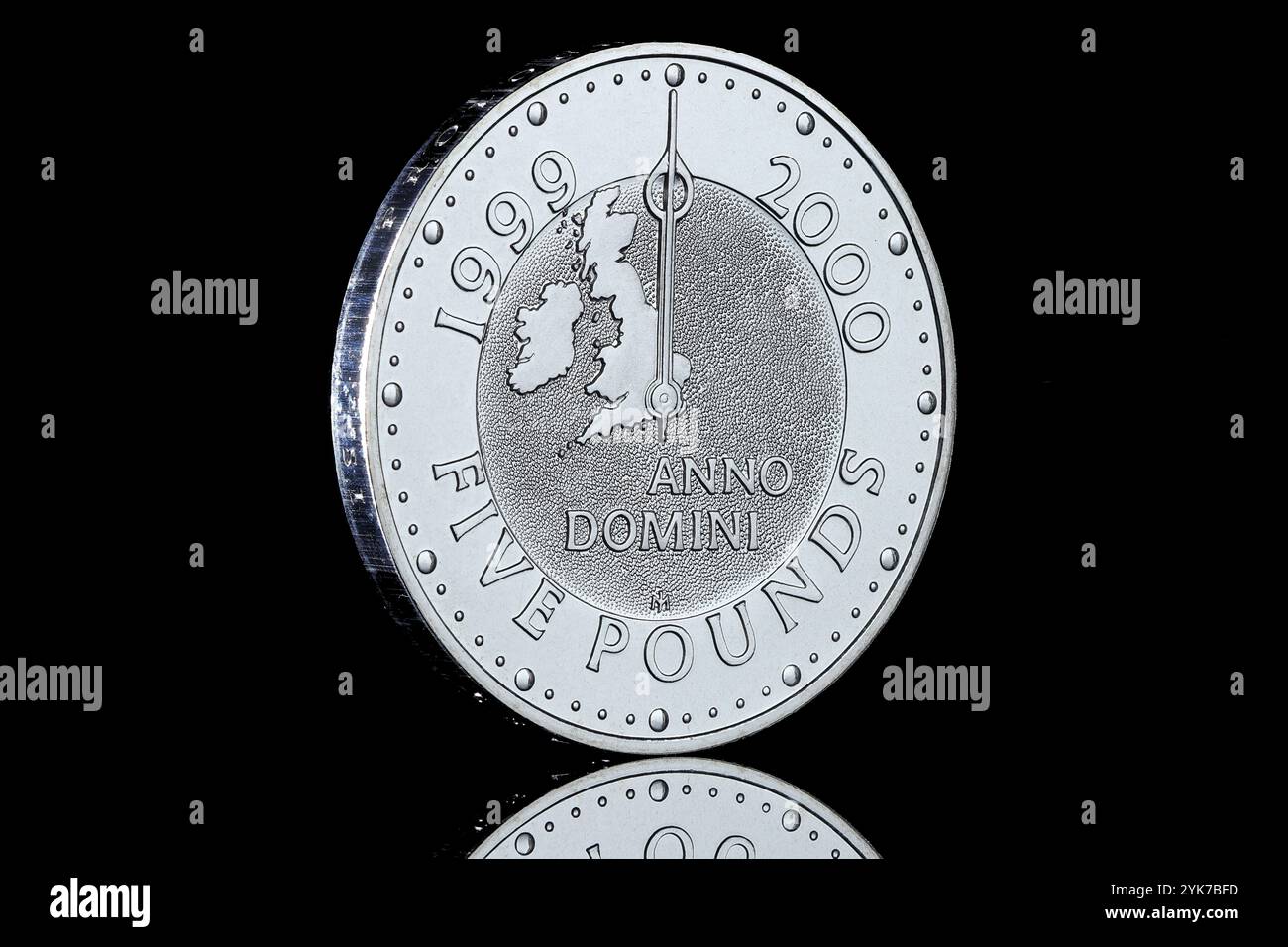 2000 millennium coin hi-res stock photography and images - Alamy
