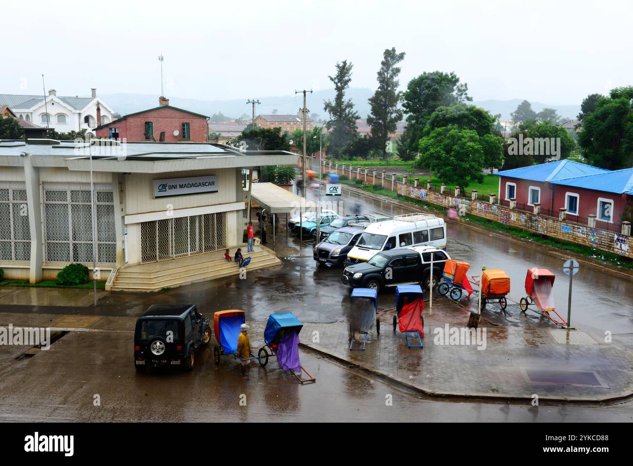 Pousse Posuse Pousse pousse in antsirabe hi-res stock photography and images - Alamy