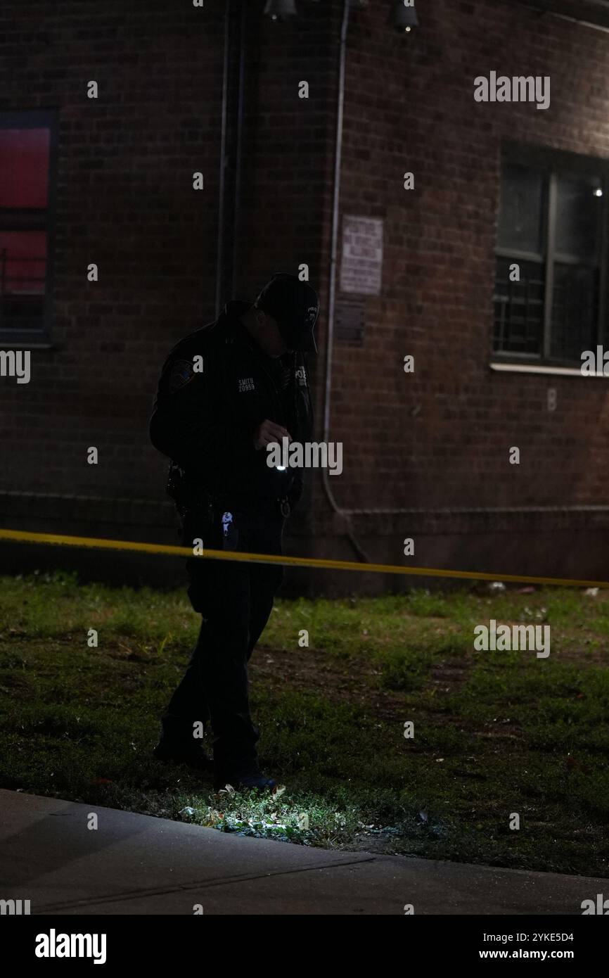 Brooklyn, New York, Deer. 18th Nov, 2024. (new) 28-year-old man shot in the leg at 345 livonia avenue in the brownsville section of brooklyn. November 17, 2024, brooklyn, new york, usa: at approximately 9:56 p.m., sunday evening a 28-year-old man was shot in the leg. No suspects are in custody at this time. (Credit Image: © Aleksandrs Gimburgs/TheNEWS2 via ZUMA Press Wire) EDITORIAL USAGE ONLY! Not for Commercial USAGE! Stock Photo