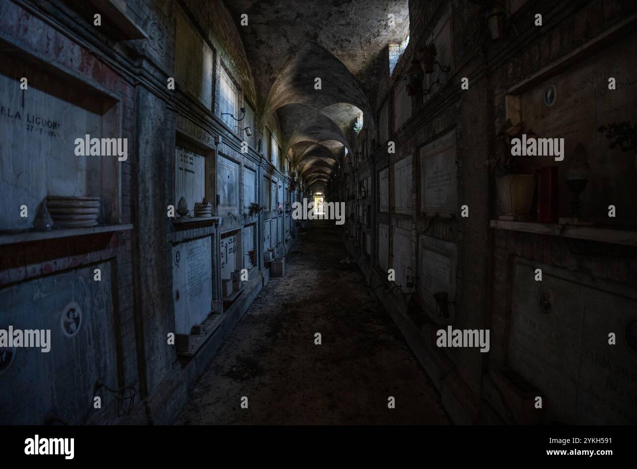 Verano monumental cemetery hi-res stock photography and images - Alamy