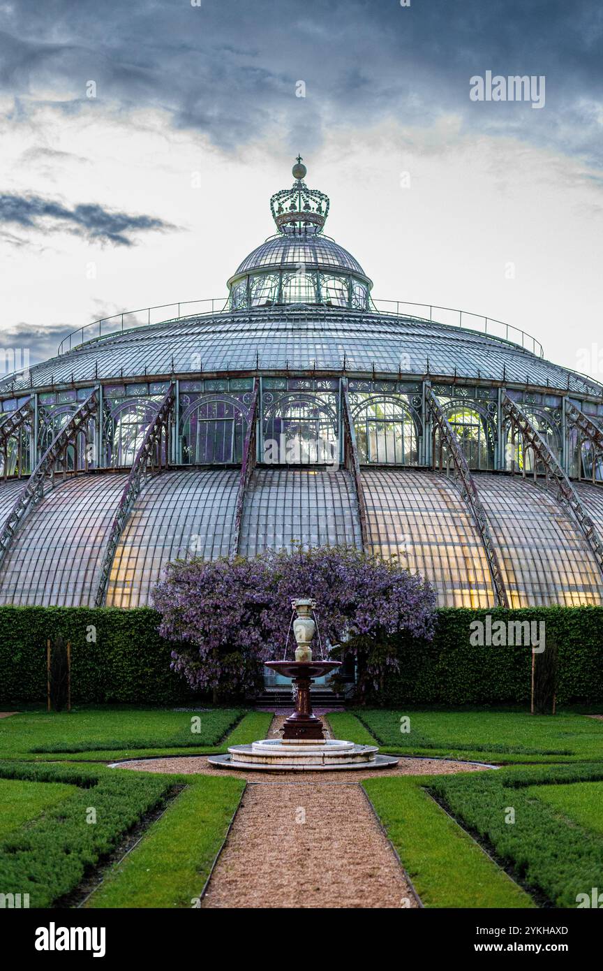 Kings cross park garden hi-res stock photography and images - Alamy