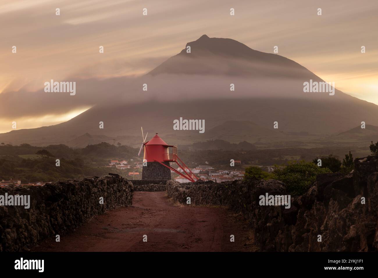 The landscape of the Pico Island Vineyard Culture in Lajido da Criação ...