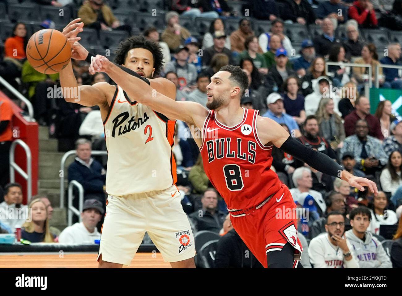 Chicago Bulls guard Zach LaVine (8) steals the incoming pass to Detroit ...