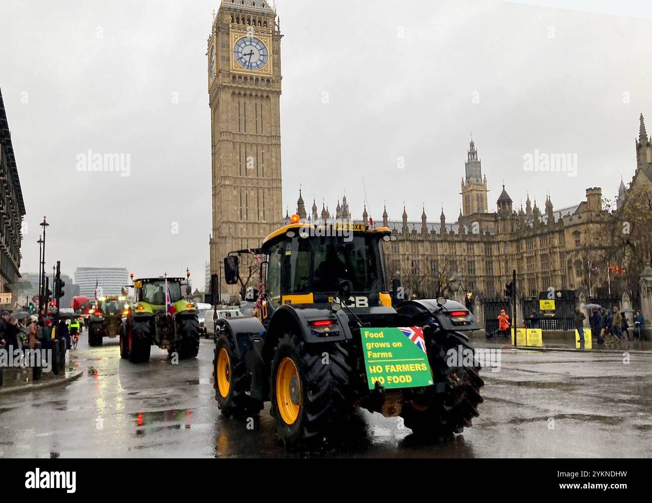 Farmers protest in central London over the changes to inheritance tax ...