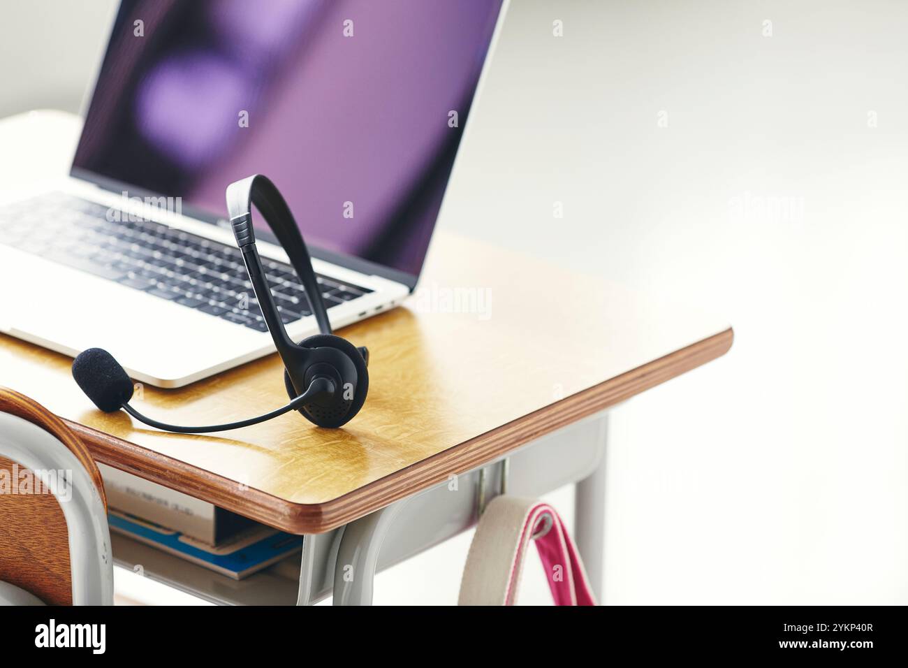 Study pc hi-res stock photography and images - Alamy