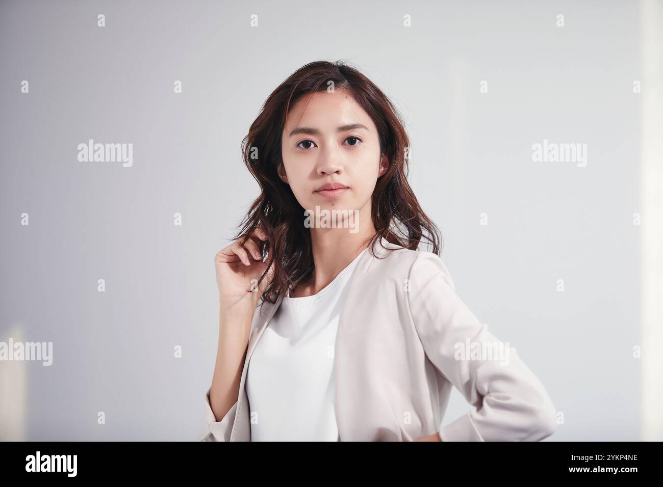 Japanese woman in suit hi-res stock photography and images - Alamy