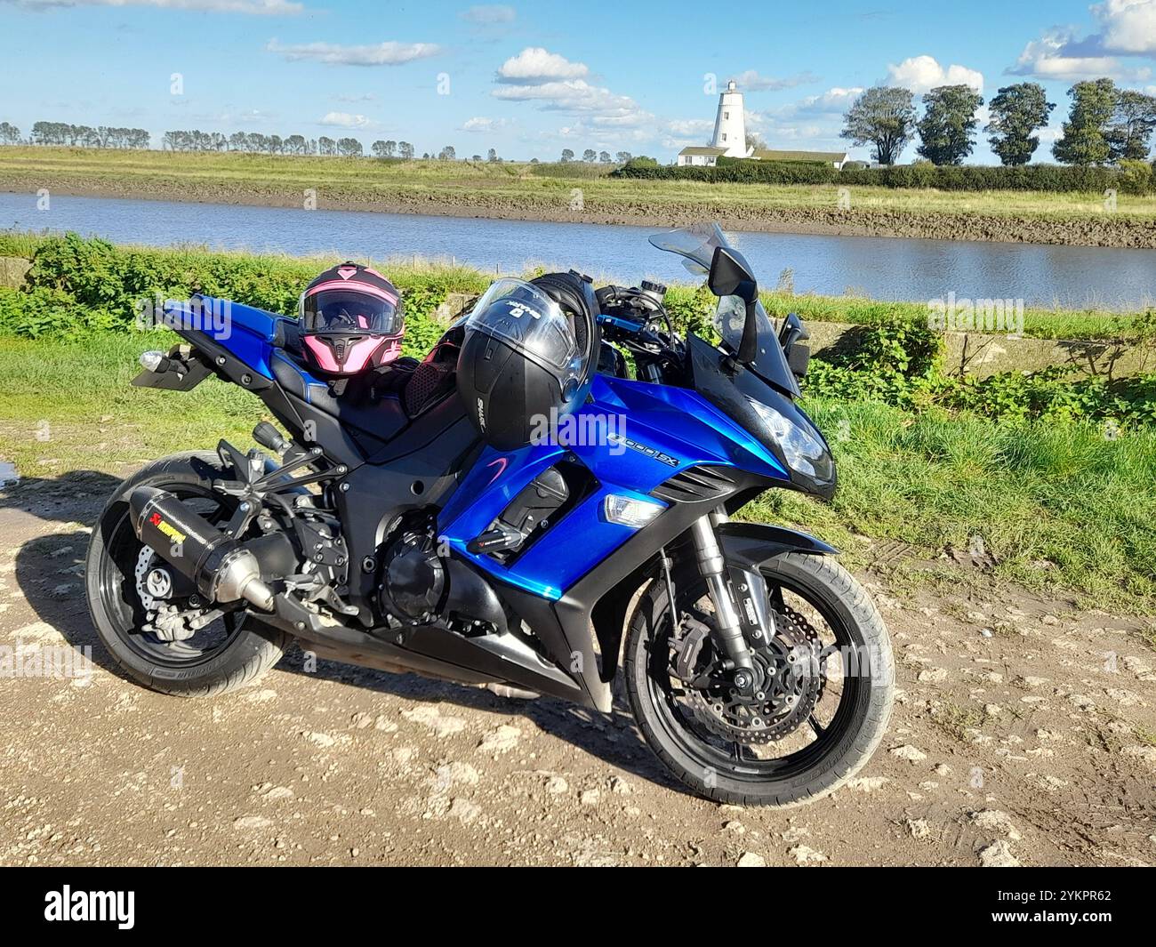 好評 hi-res motorcycle z1000sx Kawasaki stock and photography その他
