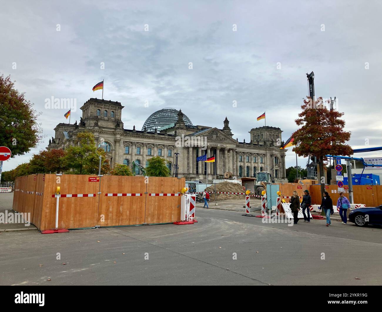 Construction works in front of The Reichstag, seat of the German Bundestag. Platz der Republik, Berlin, Germany. 6th October 2023. - Smartphone Captured Stock Image