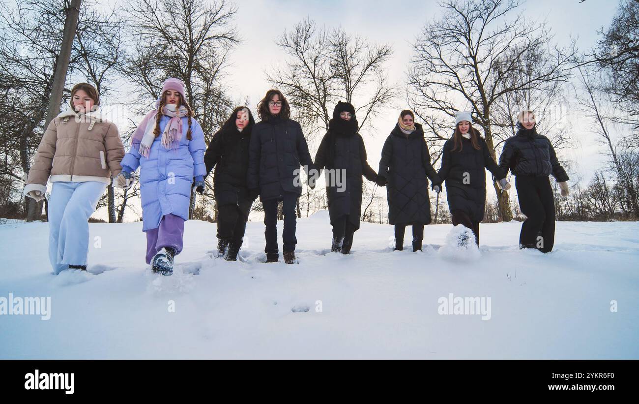 Schoolgirls holding hands hi-res stock photography and images - Alamy