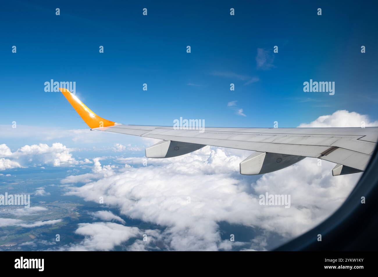Breathtaking aircraft wing view hi-res stock photography and images - Alamy
