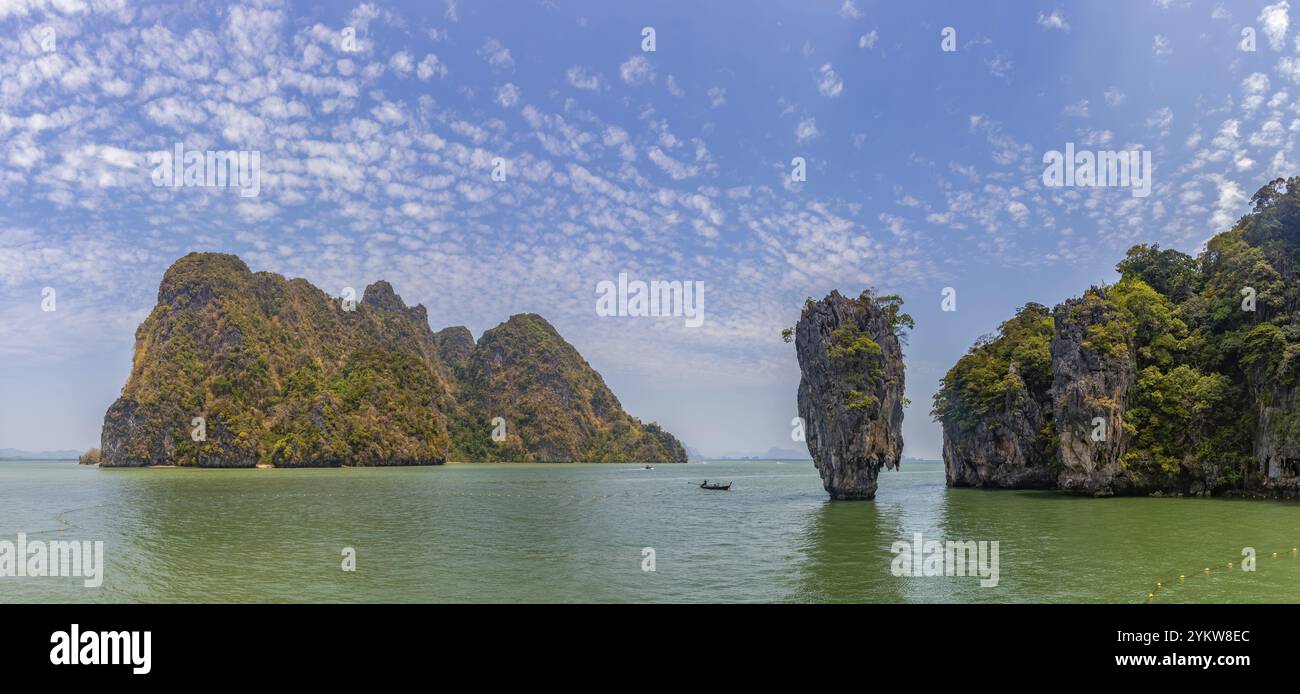 A colorful picture of the beautiful landscape of the James Bond Island ...
