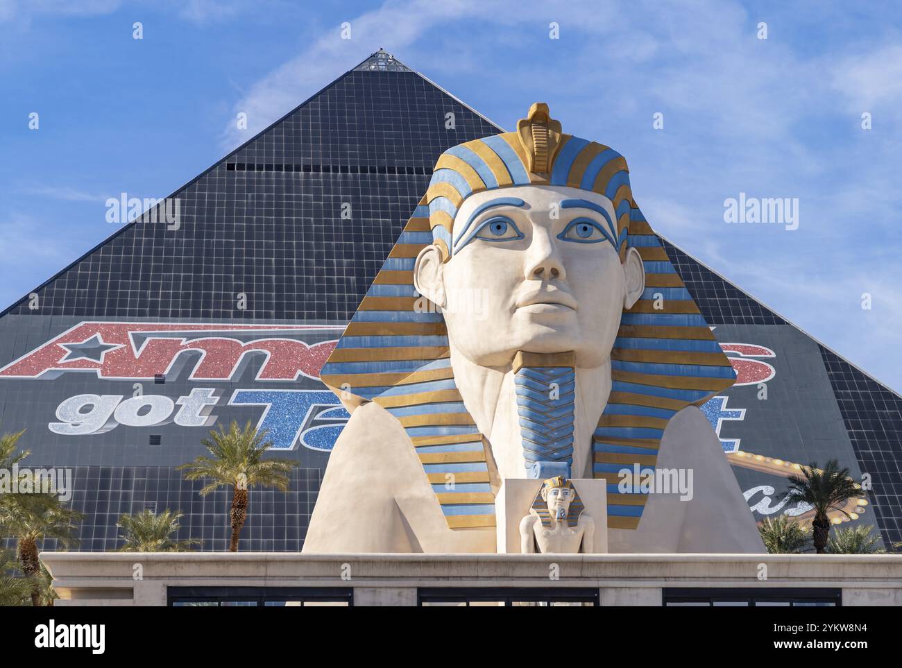 A picture of the Luxor Hotel and Casino pyramid with an ad from America ...