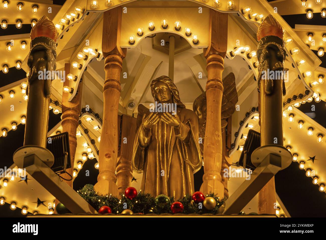 Angel pyramid hi-res stock photography and images - Alamy