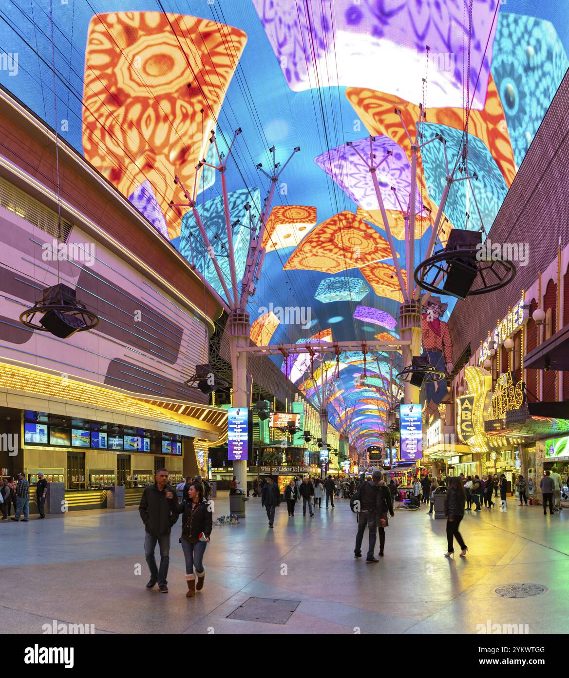 Colorful shopping experience hi-res stock photography and images - Alamy