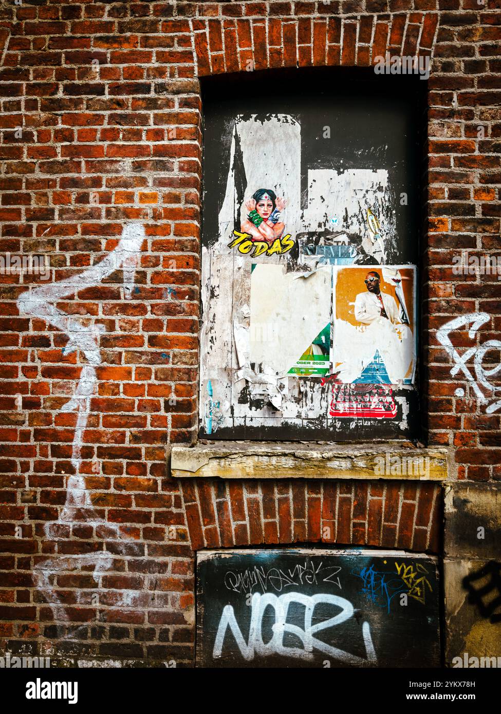 Street Art and Graffiti Culture in Manchester’s Northern Quarter Backstreets 2024: Phillip Roberts - Smartphone Captured Stock Image