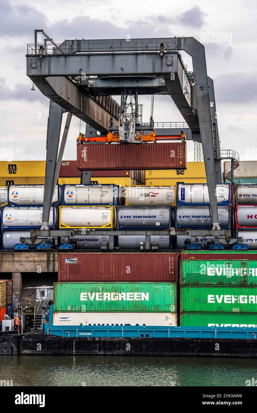 Port of Duisburg Ruhrort, Container freighter being loaded and unloaded ...
