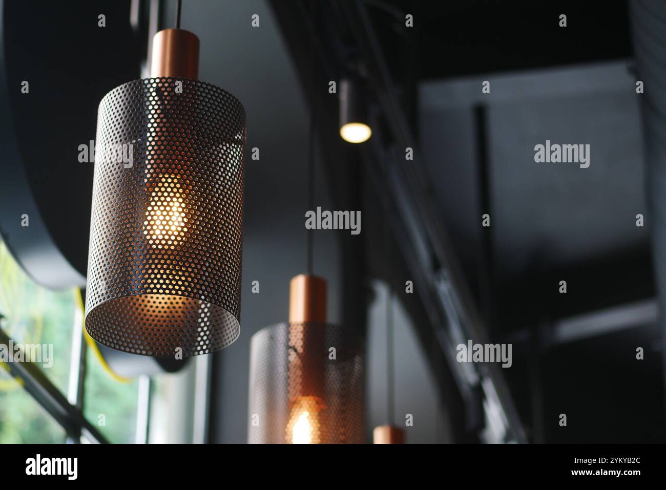 Discover Stylish Pendant Lighting Options to Enhance Your Modern ... - Aesthetic Metallic Pendant Lighting Ideas
