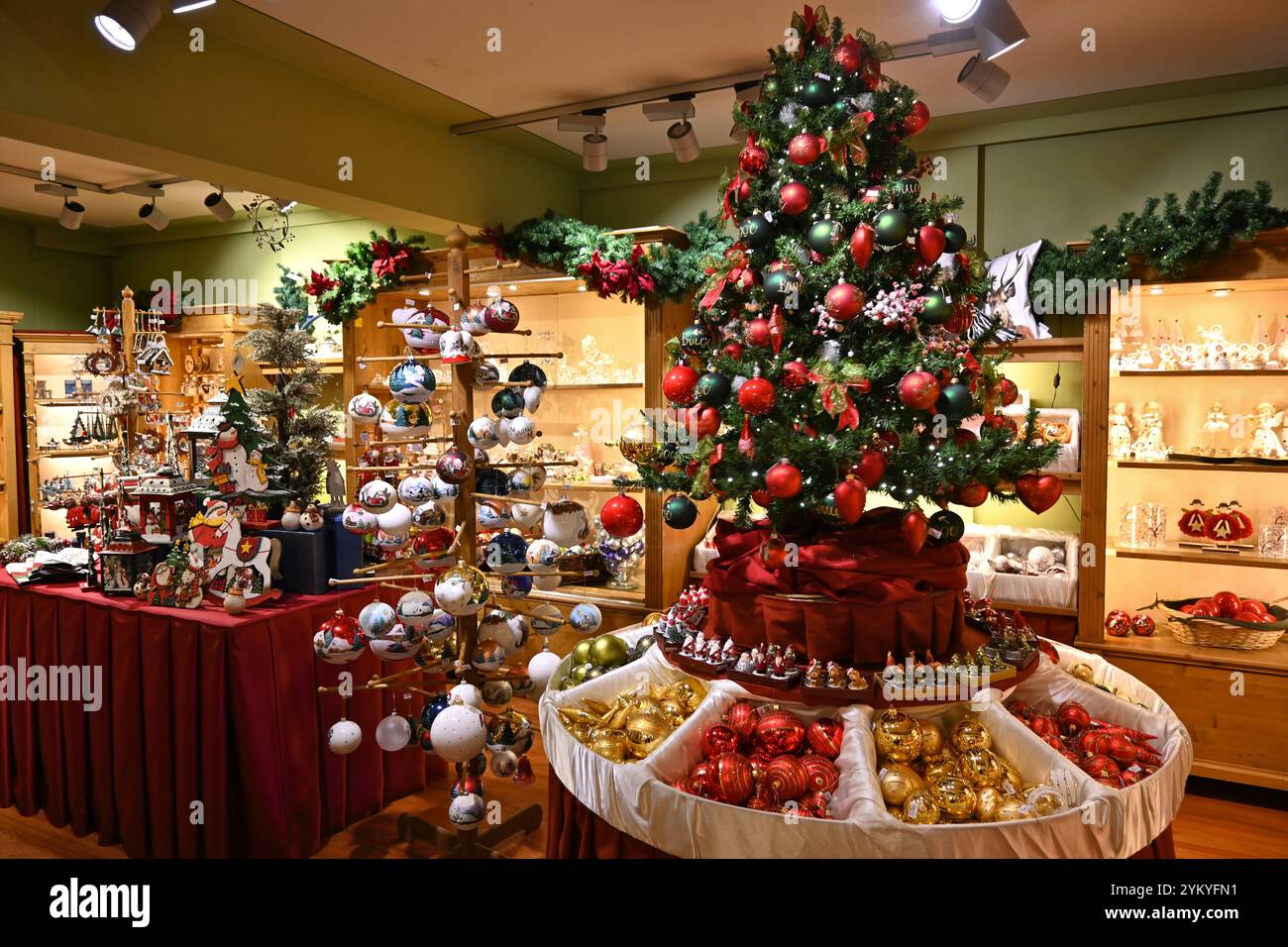 Inside Kerstfeeërie Christmas shop – Bruges, Belgium – 23 October 2024 Stock Photo