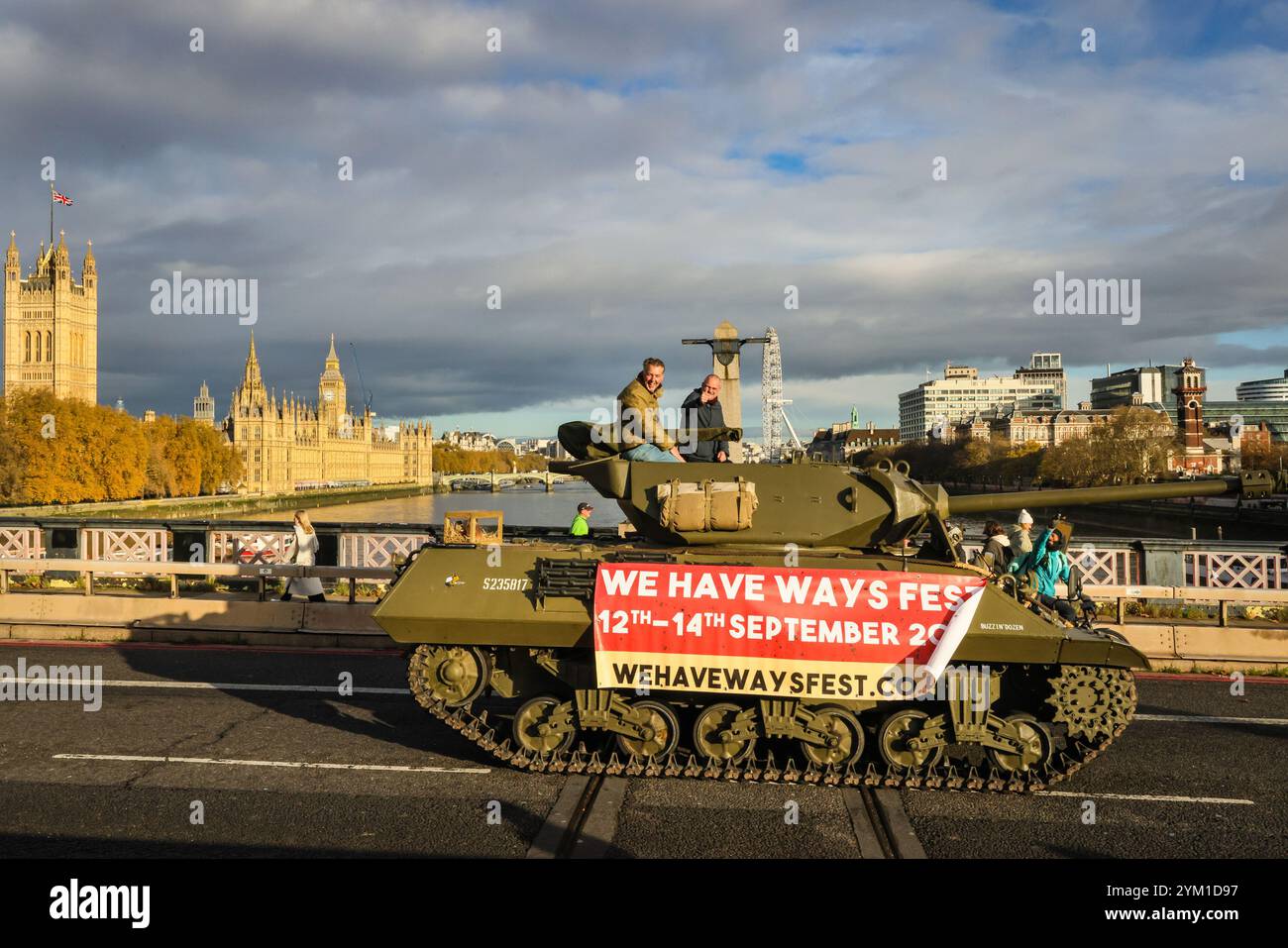 London UK 20th Nov 2024 Al And James On The Tank With The Houses Of London uk 20th nov 2024 al and james on the tank with the houses of