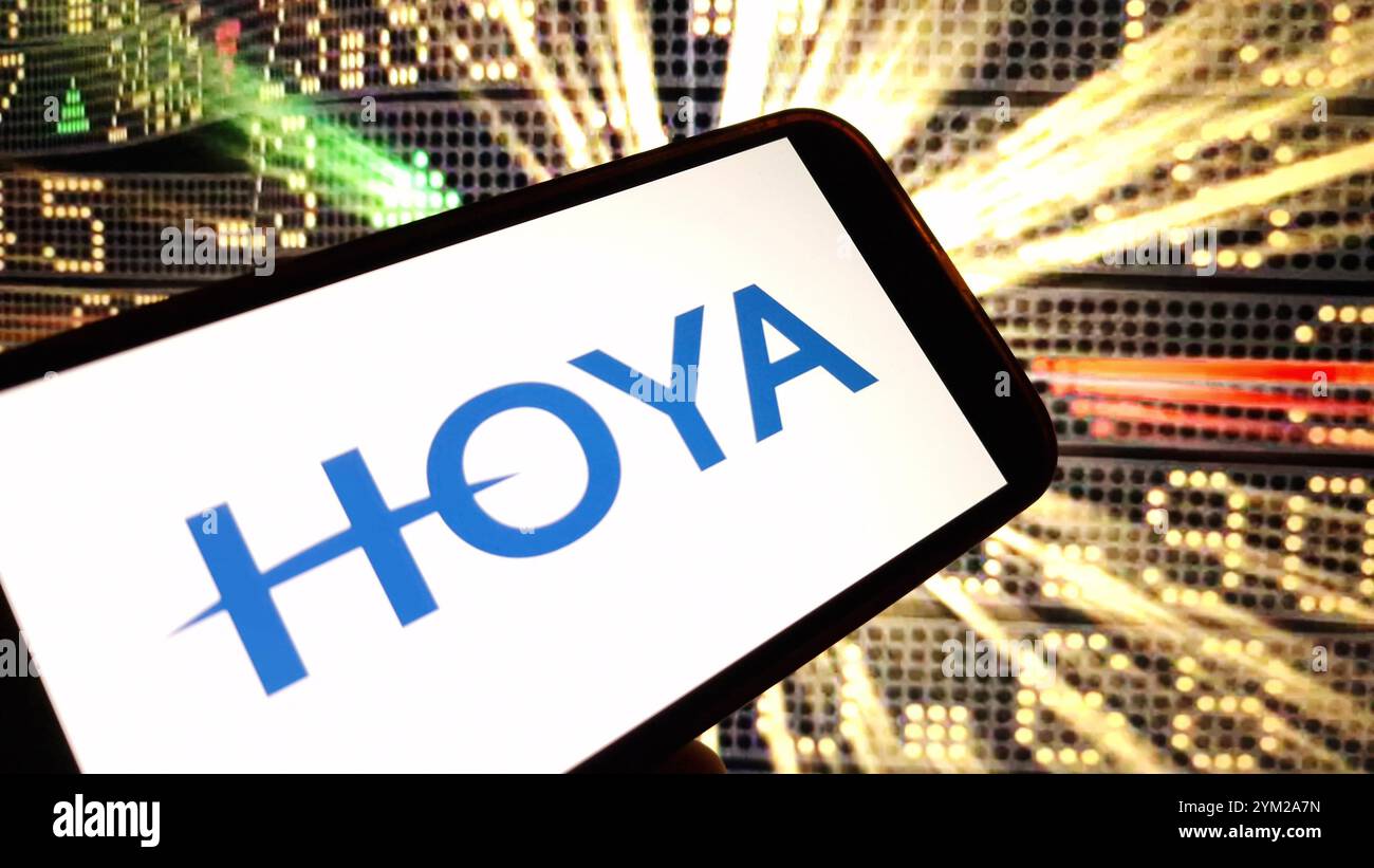 Hoya logo hi-res stock photography and images - Alamy, image size:1300x821