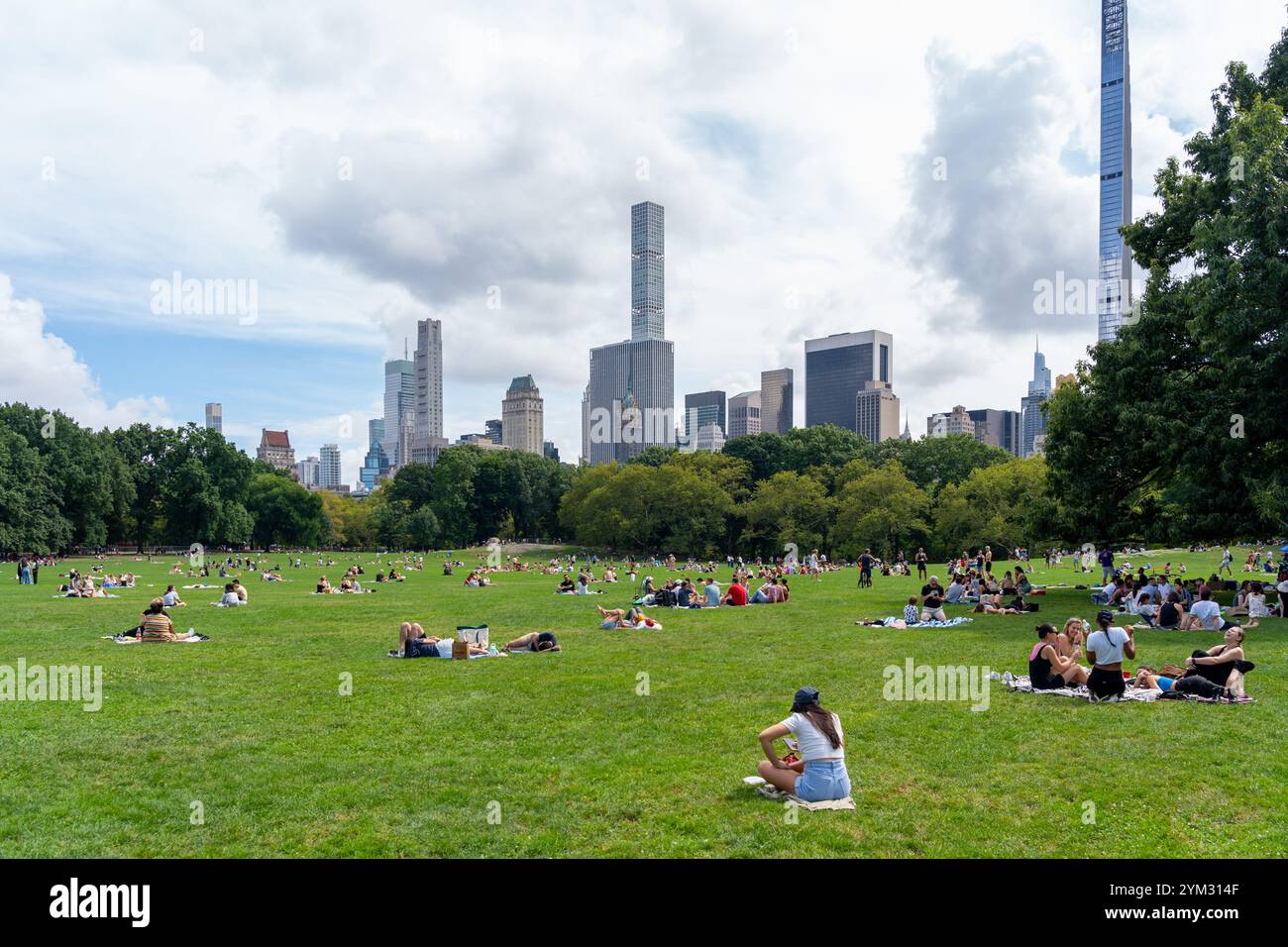 New york weekend manhattan central hi-res stock photography and images ...