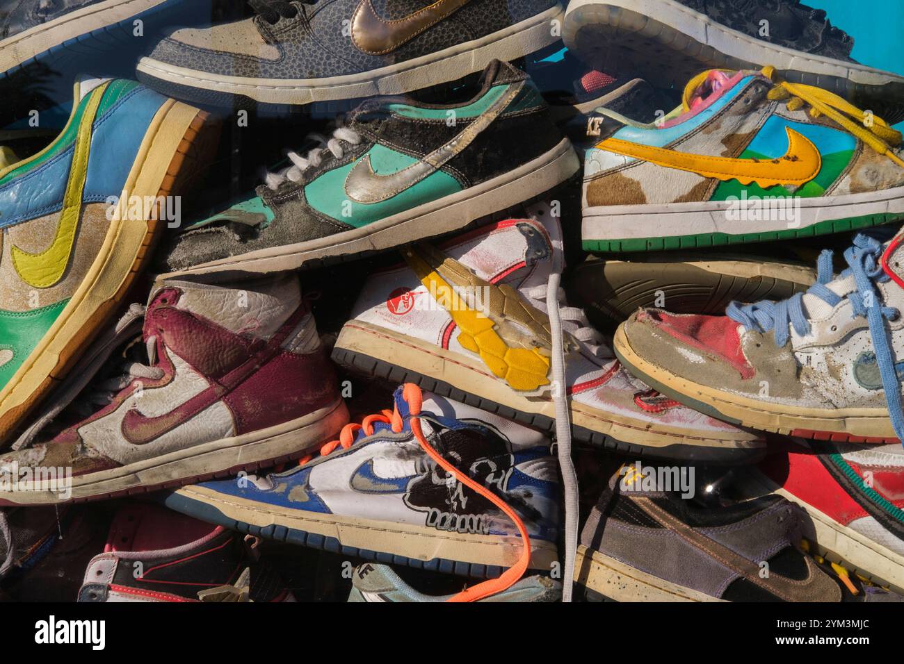 Old sneakers, Melrose Avenue, Los Angeles, California, United States of America Stock Photo