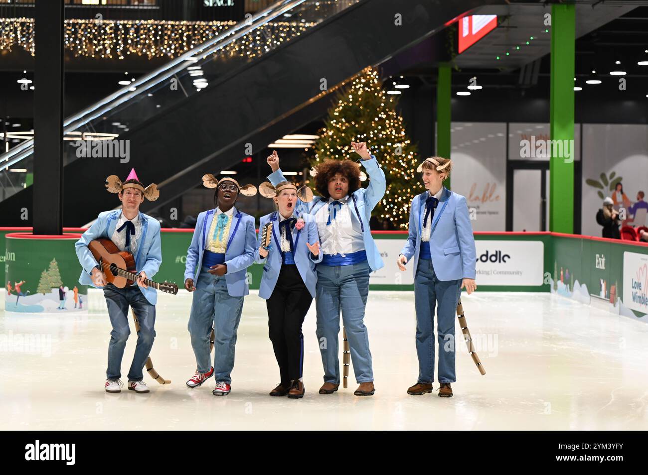 THE CAST OF POLKA THEATRE’S FESTIVE SHOW THE NUTCRACKER IN COSTUME ON ...