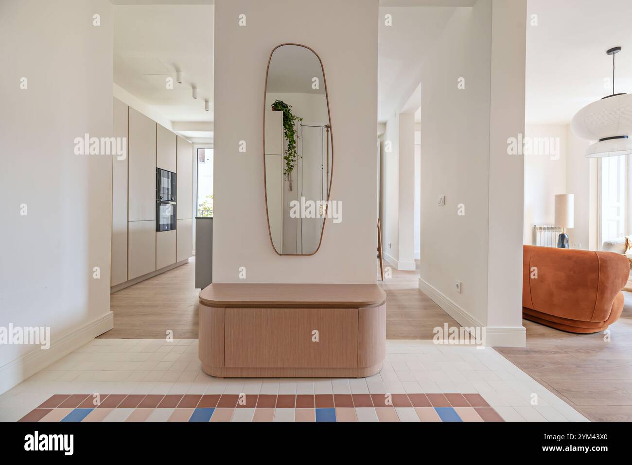 The entrance hall is the space that welcomes and generates the first ...