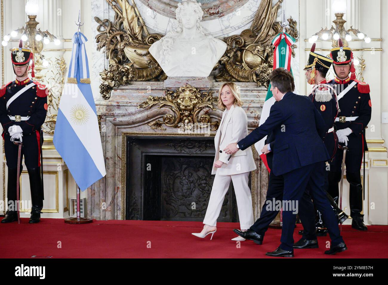 Italian prime minister giorgia meloni hi-res stock photography and ...