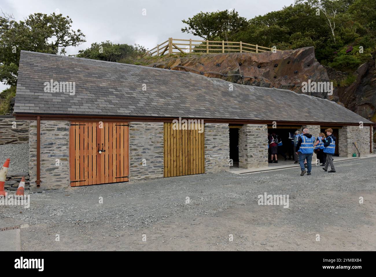 Newly reconstructed Waggon Maintenance Shed, a replica of the original, which was demolished in 1961, at the Ffestiniog Railway Boston Lodge Depot Stock Photo