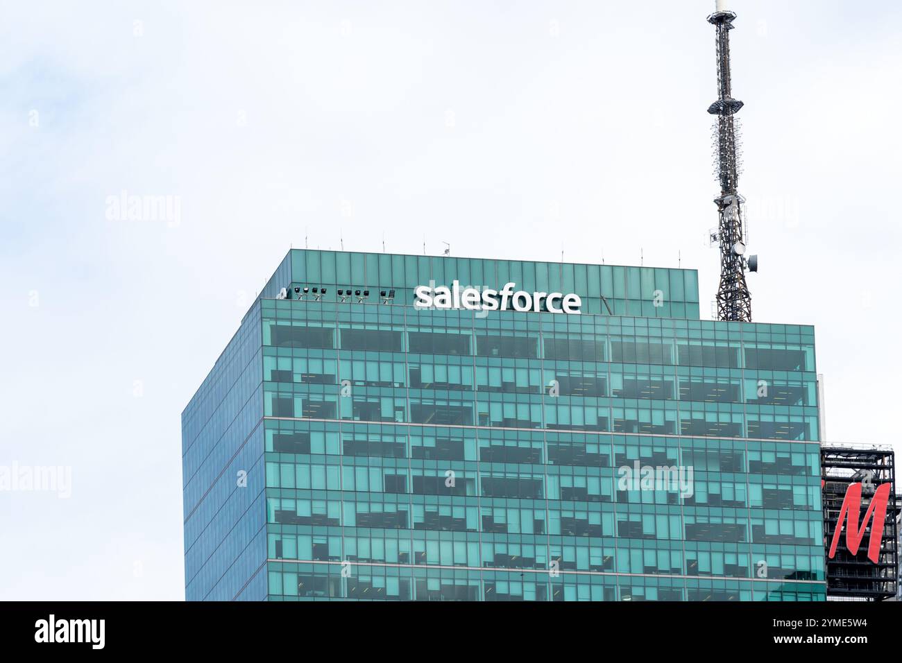 Salesforce tower, NYC, USA Stock Photo - Alamy