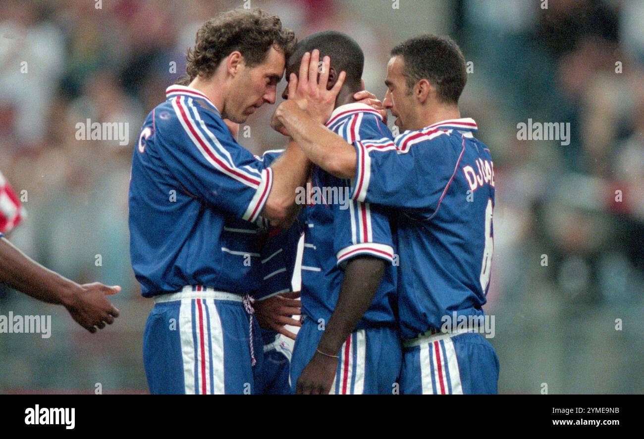 Maillot France Coupe du Monde 1998 S Djorkaeff - FFF 98 shirt