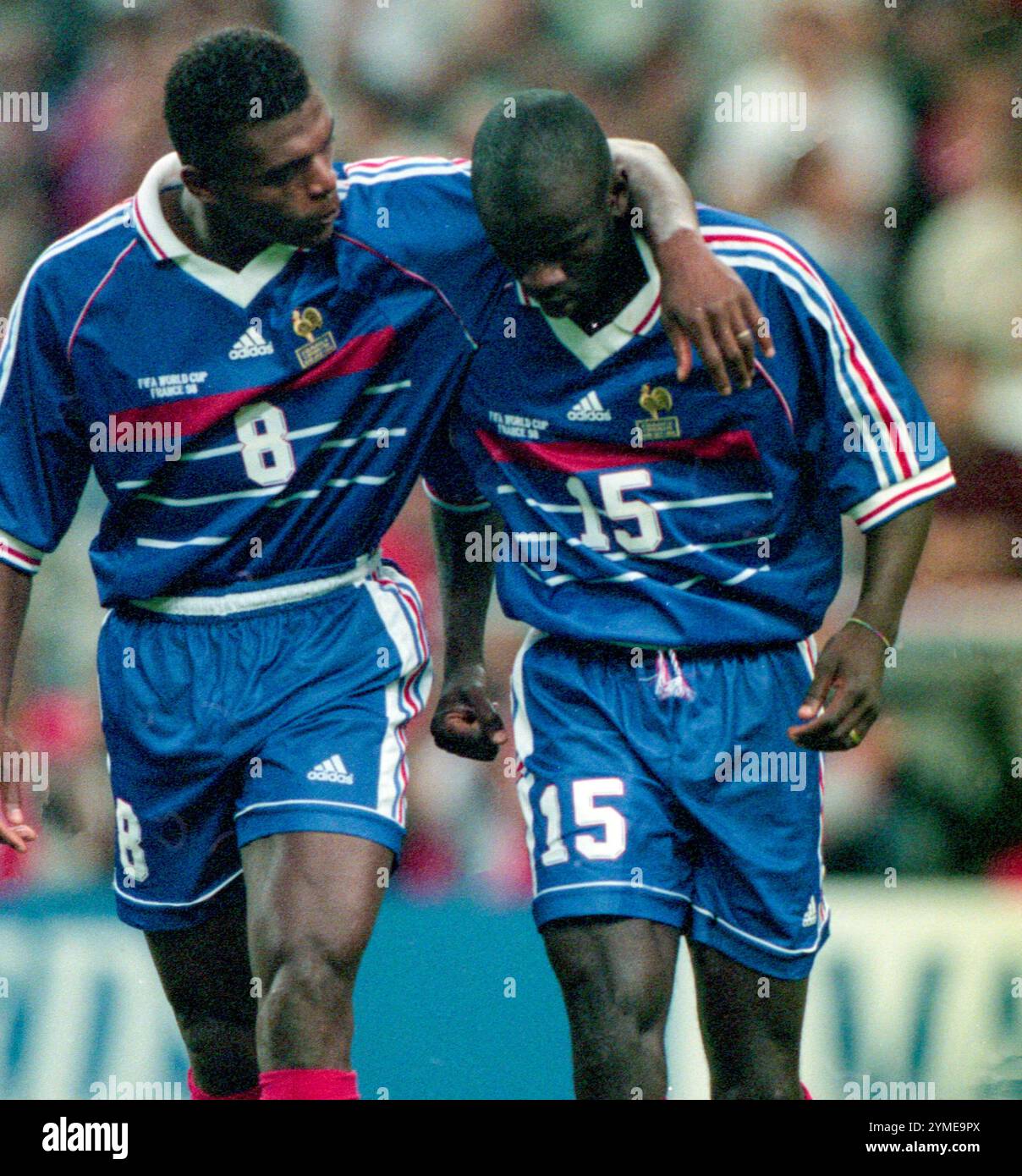 252★サッカー★lilian thuram★prostars★フィギュア 252☆サッカー☆lilian thuram☆prostars☆フィギュア