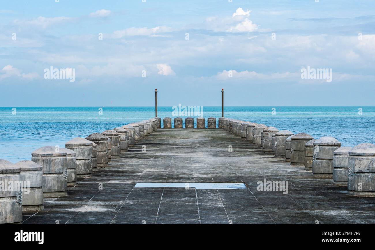 Penang waterfront jetty in malaysia hi-res stock photography and images ...