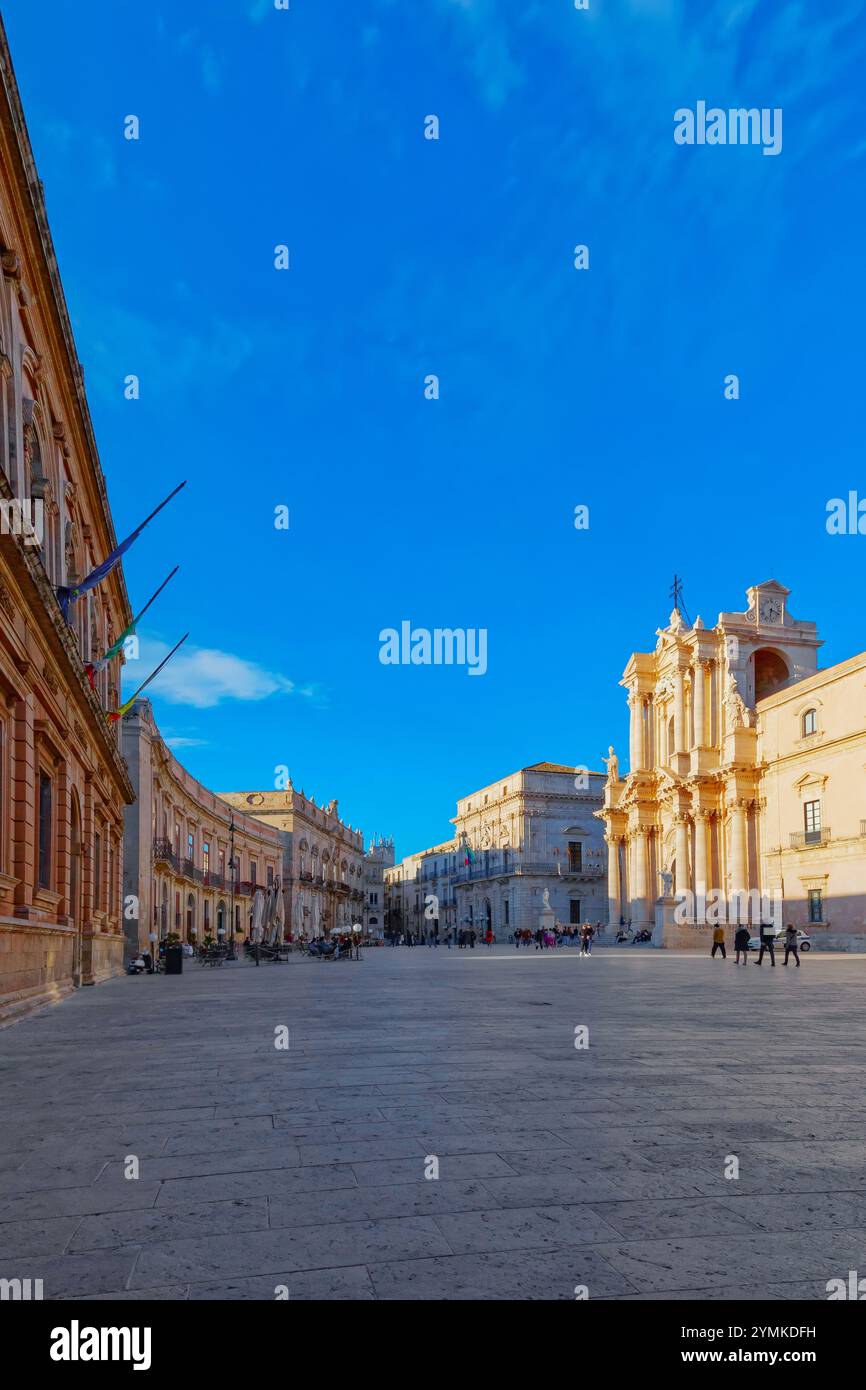 Piazza Duomo, Ortygia, Syracuse, Sicily, Italy Stock Photo