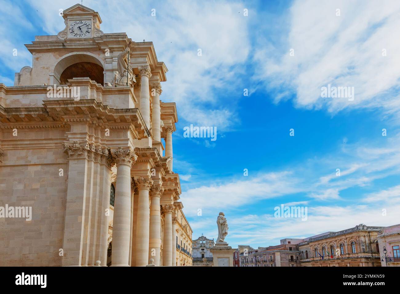 Piazza Duomo, Ortygia, Syracuse, Sicily, Italy Stock Photo - Alamy