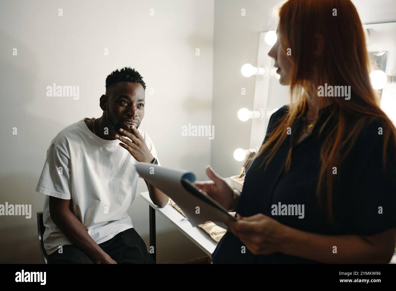 American actor and director hi-res stock photography and images - Alamy
