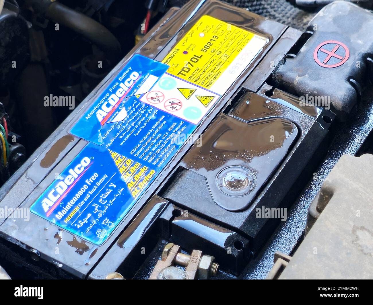 Ac delco sign hi-res stock photography and images - Alamy