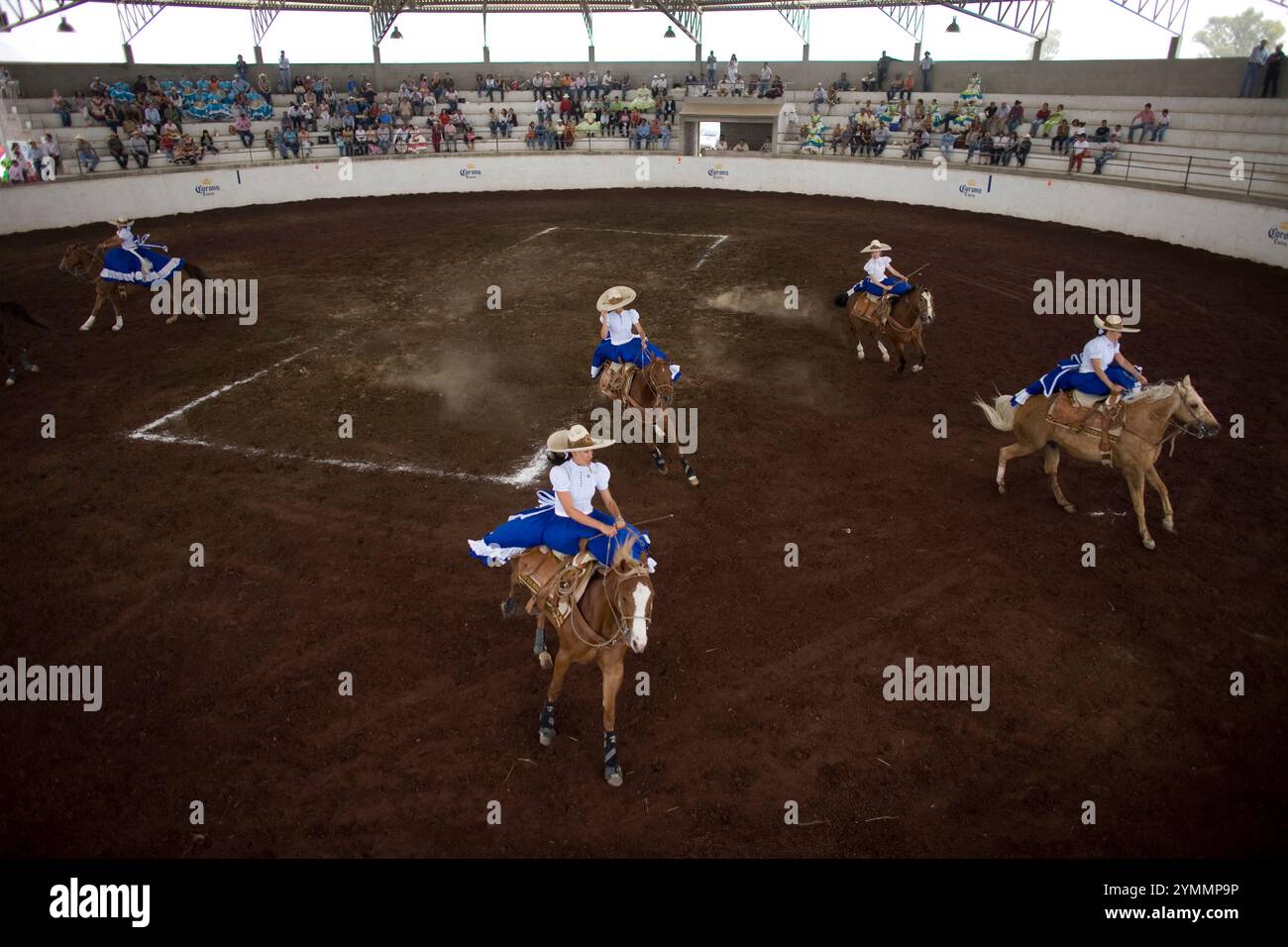 Team mexico compete in hi-res stock photography and images - Alamy
